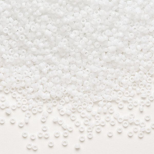 Seed bead, Miyuki, glass, pkg/250g, #15 rocaille, opaque white (RR-402). image number 0