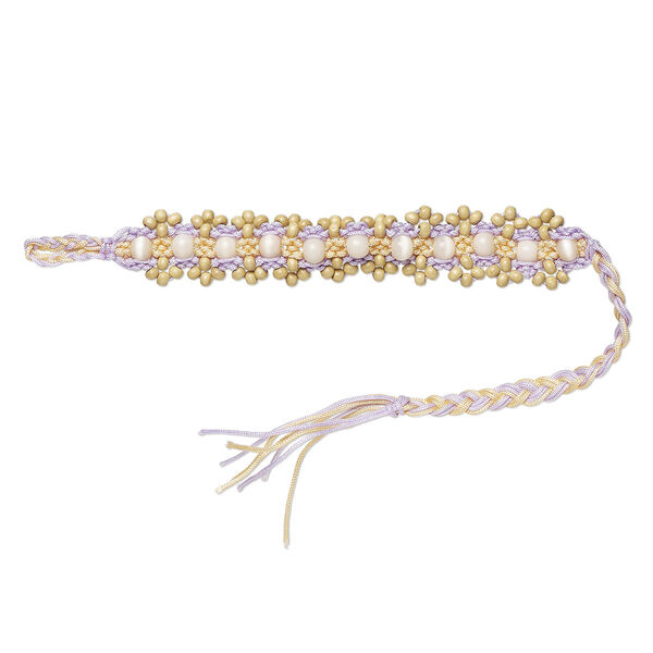 Bracelet, Just for Fun, nylon / Chinese littleleaf boxwood / gold-ringer cowrie shell, mixed colors, 20-30mm wide, 6-9 inches with macramé closure and tie closure. Sold per pkg of 5. image number 3