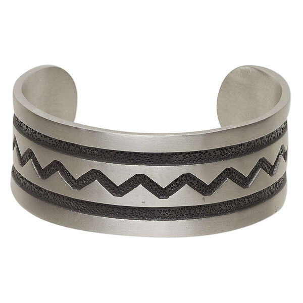 Bracelet, Everyday Jewelry, cuff, antiqued pewter, 25mm wide with zigzag and line design, 7-1/2 inches. Sold individually. image number 0