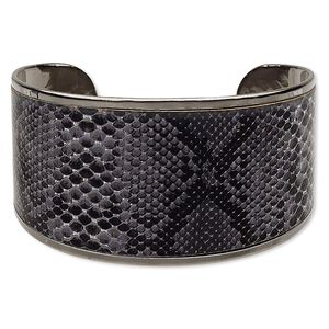 Bracelet, cuff, imitation leather and gunmetal-plated steel, black and grey, 42mm wide with snakeskin pattern, 8 inches. Sold individually.