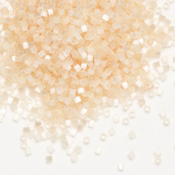 Seed bead, Delica®, glass, pkg/7.5g, #11 round, opaque silk glass enamel pale apricot (DB-0821). image number 0