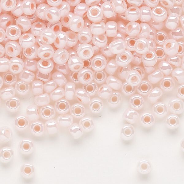 Seed bead, Dyna-Mites™, glass, opaque ceylon pastel pink, #6 round. Sold per 40-gram pkg. image number 0
