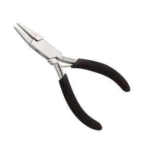 Pliers flat-nose 1pkg1 stainless steel and PVC foam, black, 5 inches.