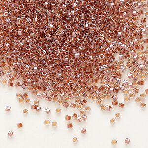 Seed bead, Delica®, glass, pkg/250g, #11 cut, translucent pink copper-lined luster crystal clear (DBC-0915).