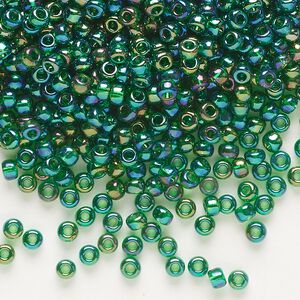 Seed bead, Dyna-Mites™, glass, transparent rainbow emerald green, #8 round. Sold per 40-gram pkg.