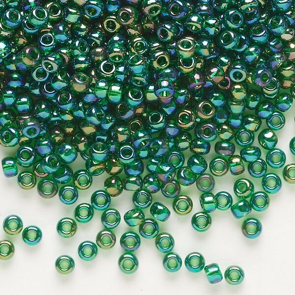 Seed bead, Dyna-Mites™, glass, transparent rainbow emerald green, #8 round. Sold per 40-gram pkg. image number 0