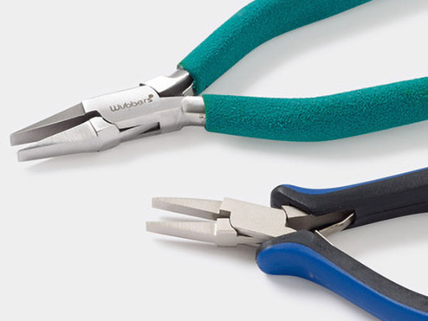 Flat Nose Pliers